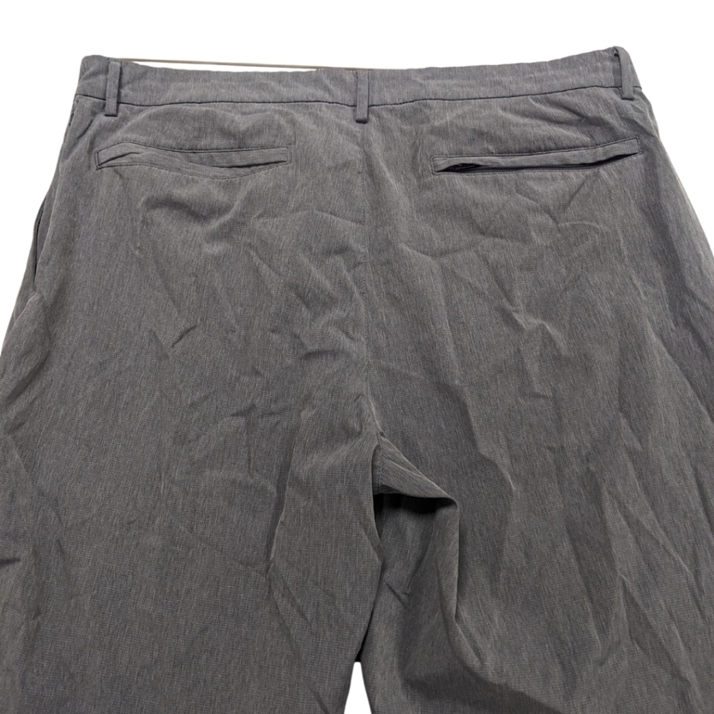 Men's Old Navy Active grey stretch shorts - Picture 6 of 6